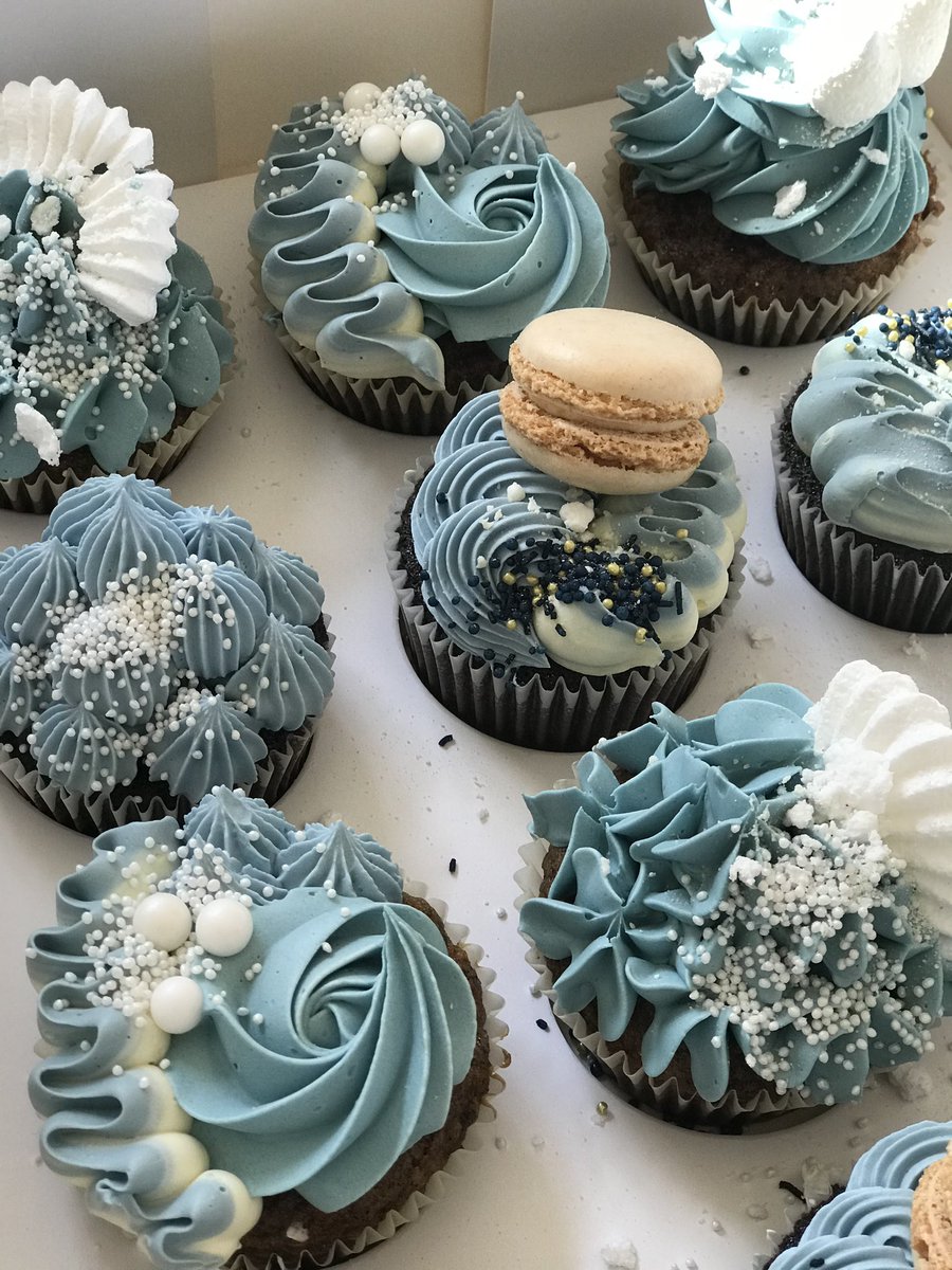 Andrew de Lautour tweet media