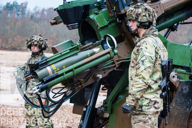 Defence Photography (@defencephoto) on Twitter photo Today is #Appeldu18juin - <a href="/UKDefenceFrance/">UK Defence in France</a> <a href="/FRDefence_UK/">FranceDefenceinUK</a> - always great to photograph the French and Brits together - we took this shot in Canjuers with <a href="/1stRegiment_RHA/">1st Regiment Royal Horse Artillery</a> training on the <a href="/Nexter_Group/">KNDS</a> Caesar artillery system. Today is #Appeldu18juin - <a href="/UKDefenceFrance/">UK Defence in France</a> <a href="/FRDefence_UK/">FranceDefenceinUK</a> - always great to photograph the French and Brits together - we took this shot in Canjuers with <a href="/1stRegiment_RHA/">1st Regiment Royal Horse Artillery</a> training on the <a href="/Nexter_Group/">KNDS</a> Caesar artillery system.