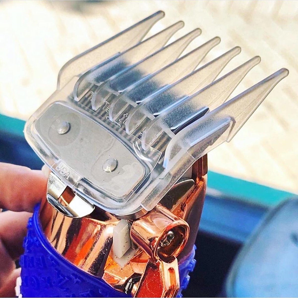 ClipperCustom's tweet image. Pack 8 peines premium para Clippers Wahl y Babyliss Pro
🔥🔥🔥30€🔥🔥🔥
🚚🌎 Envíos a toda Europa
•¡Accesorios y herramientas para barbería!💈💈💈
•¡Personaliza tus máquinas #Wahl y #Andis y dales un toque diferente!🔝🔝🔝
⤵️¡Haz tu pedido aquí!⤵️
📲hairbeautyfactory.com