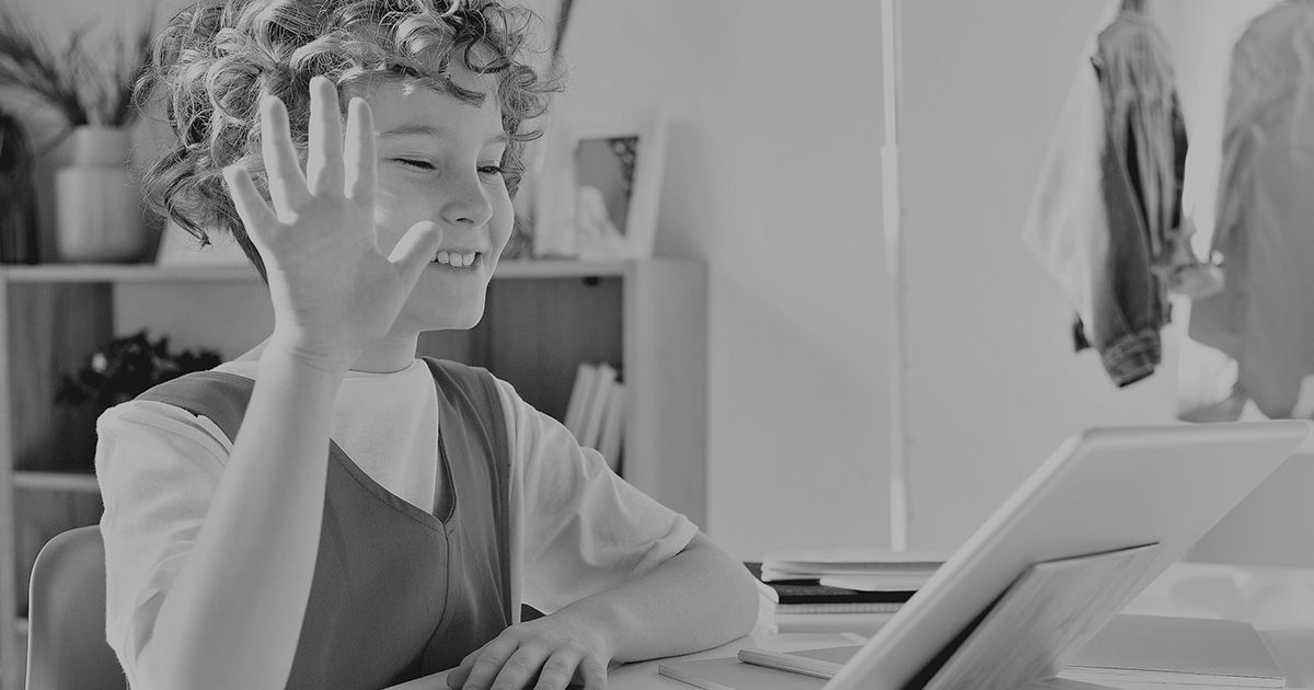 novatecgmbh's tweet photo. Wie kann eine digitale #Schule aussehen? Welche Vorteile ergeben sich daraus? Wie verändert sich unser #Schulsystem nicht nur heute, sondern auch morgen nachhaltig? Paulo Ferreira da Silva &amp; Timo Schrägle beantworten euch all diese Fragen im #novatecblog: https://t.co/CbyNgzdrWE https://t.co/6KgMnUMTeV