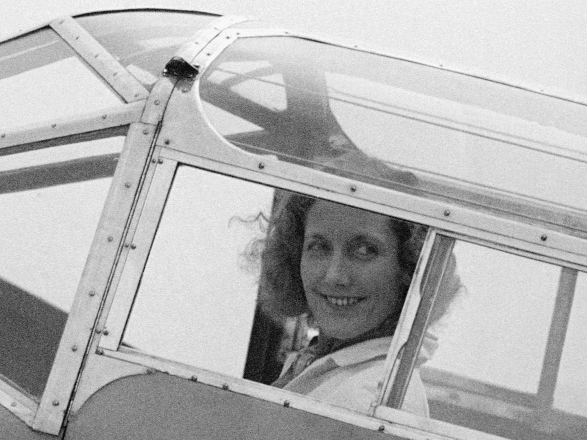 11/Another denizen of HPS was pioneering aviatrix, Beryl Markham. Born in England but raised in Kenya, Markham trained race horses, had scandalous affairs and hang out in the valley.She is credited for being the first woman to fly across the Atlantic. http://scandalouswoman.blogspot.com/2013/04/the-many-lives-of-beryl-markham.html