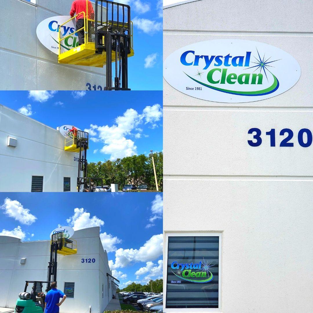 CrystalCleanFL's tweet photo. Everybody it more than welcome to visit our new location!🥳

#CleanVibes #KeepinItClean #CommercialCleaning #CleaningPro #FortMyers #CapeCoral # Naples #BonitaSpring #SWFL https://t.co/yuhuezcvY5