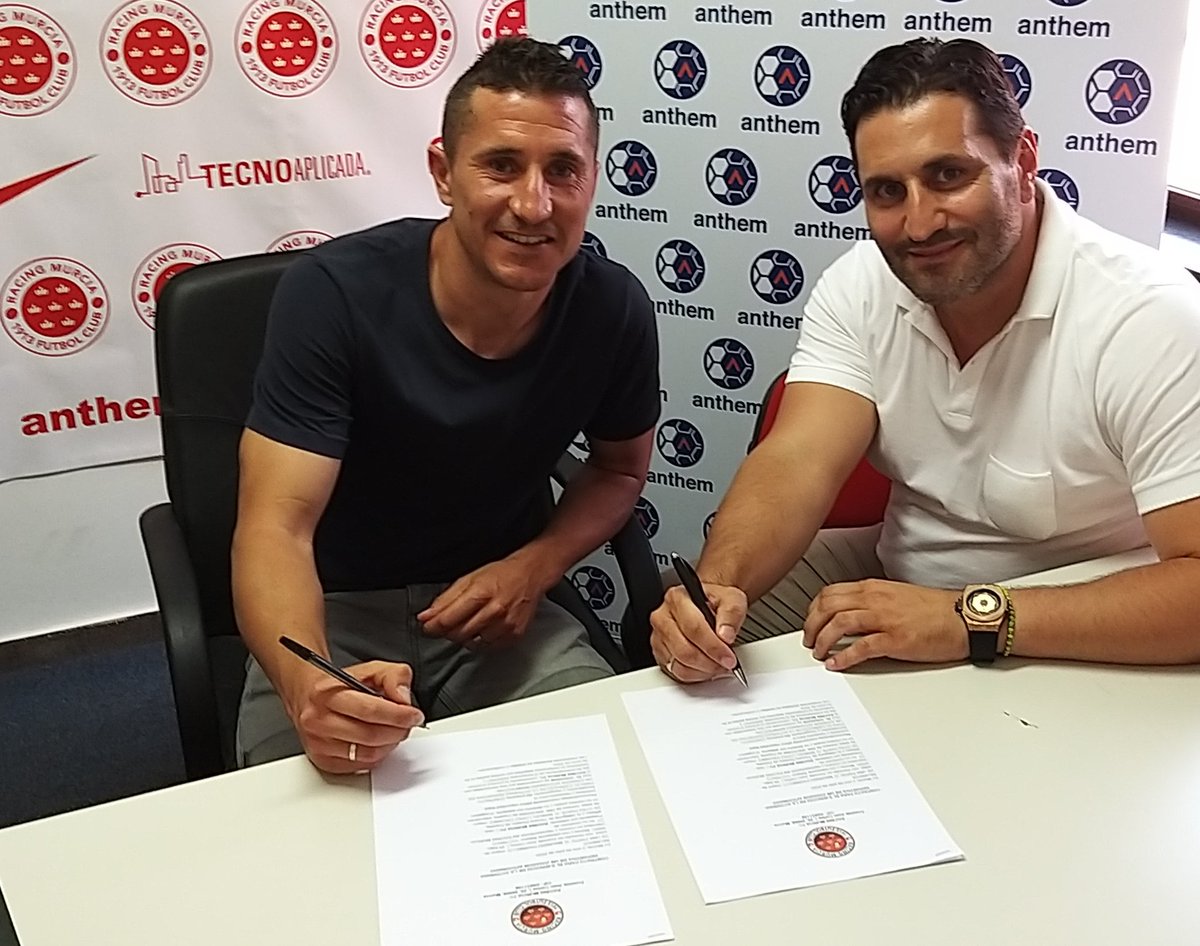 racingmurciafc's tweet photo. Manolo firma por el Racing #Murcia
¡BIENVENIDO @moudelbajo16!
https://t.co/DHSkwNGak7

Morris Pagniello.
#futbol #regiondemurcia https://t.co/Lk2Wgz0Kuf