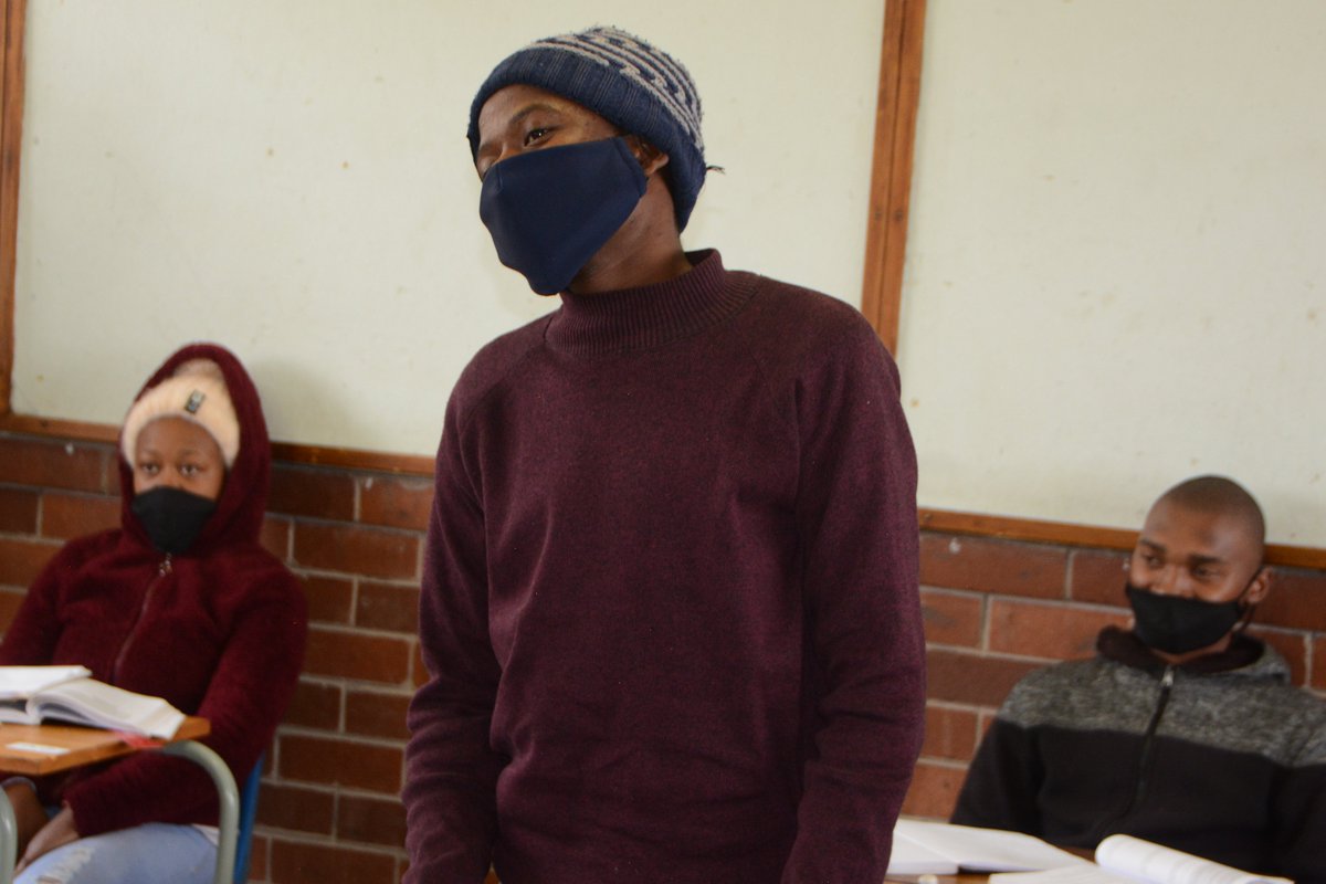 HigherEduGovZA's tweet photo. Today Minister @DrBladeNzimande visited Umgungundlovu TVET, Plessislaer campus to inspect the state of readiness at the College and was impressed with their level of cooperation to combat the spread of the coronavirus. #SaveLives #SaveTheAcademicYear https://t.co/bSNwnvpo3t
