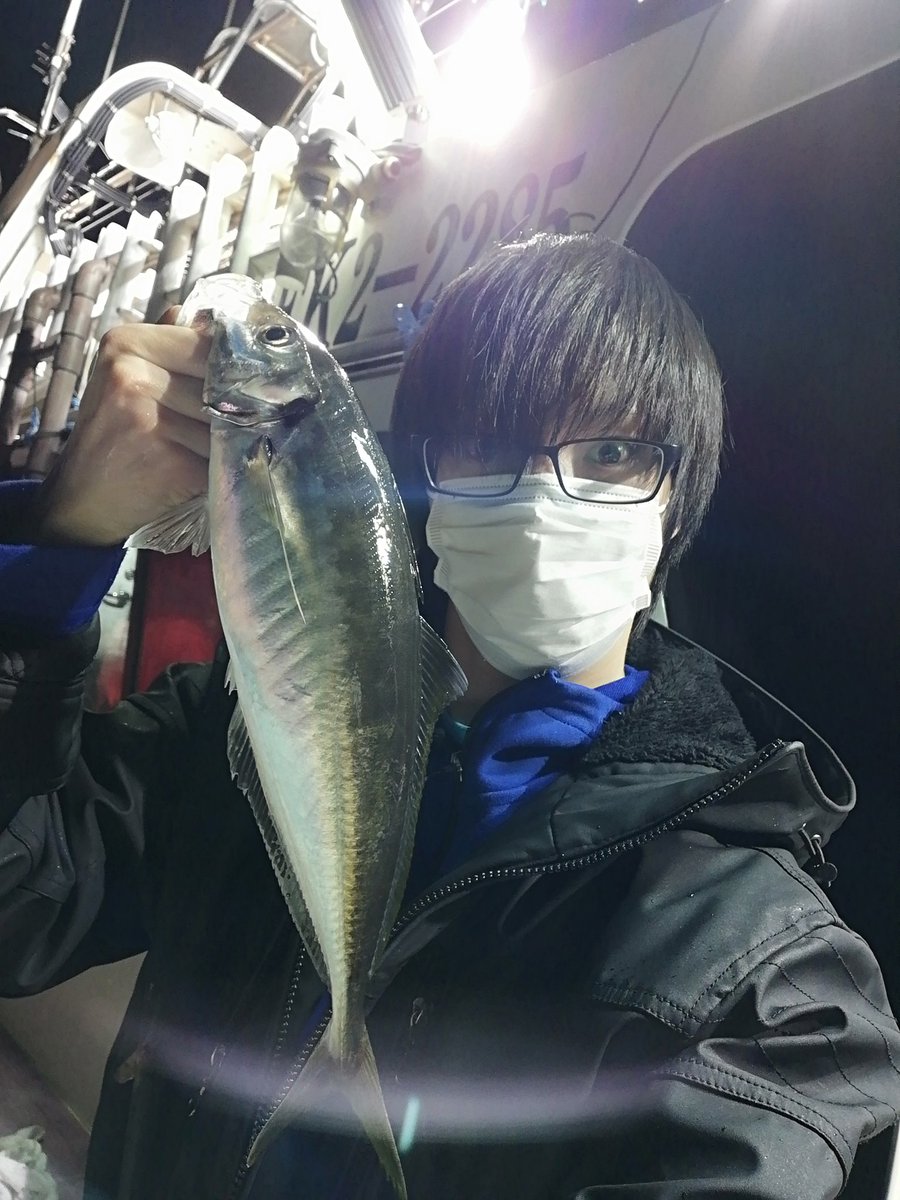 釣り人画師俳優 はやし 過去釣果 今年は結構いい感じらしい 烏賊 早く釣りたいな 釣り好きフォロー マイカ デカマイカ イカメタル バチコン アジング メジャークラフト ダイワ イカ鯛 釣り好きと繋がりたい Fishing Fish T Co