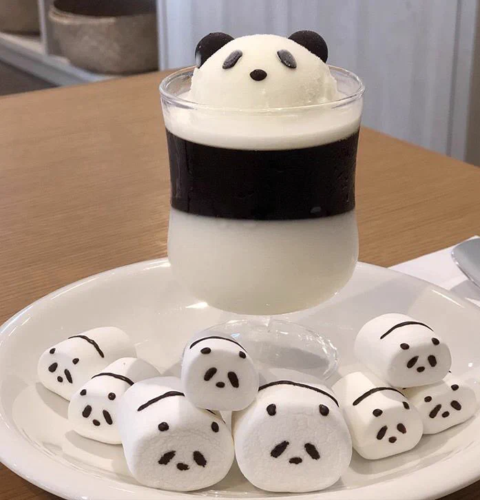 「yama coffee」の「パンダコーヒーゼリー」がかわいくておいしそう。