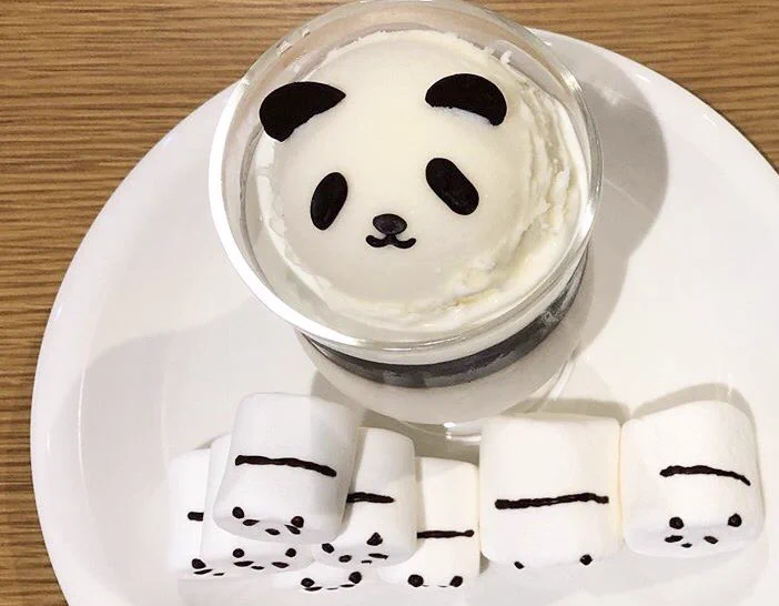 「yama coffee」の「パンダコーヒーゼリー」がかわいくておいしそう。