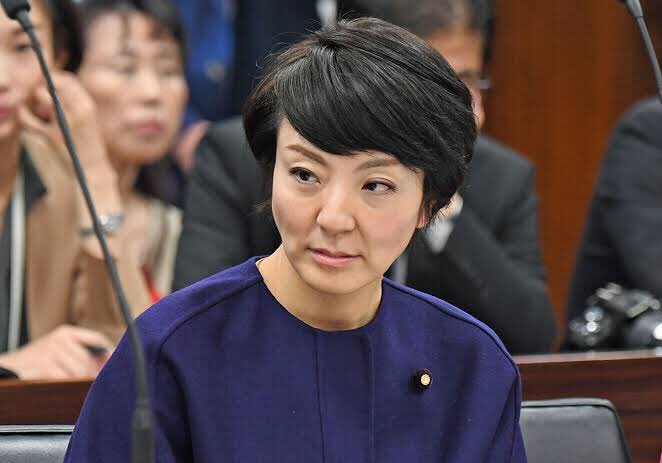 生駒 河井案里 「排泄穴を広げろ」河井夫妻を待ち受ける恥辱の“マッパ検査”と拘置所生活 (2020年6月19日)