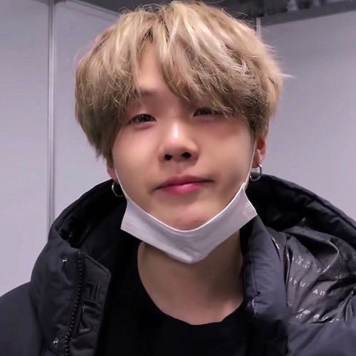 The fullest basket in the world - Yoongi's cheeks; a thread