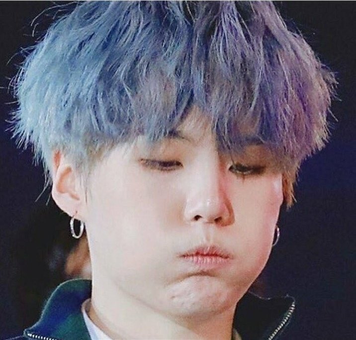 The fullest basket in the world - Yoongi's cheeks; a thread