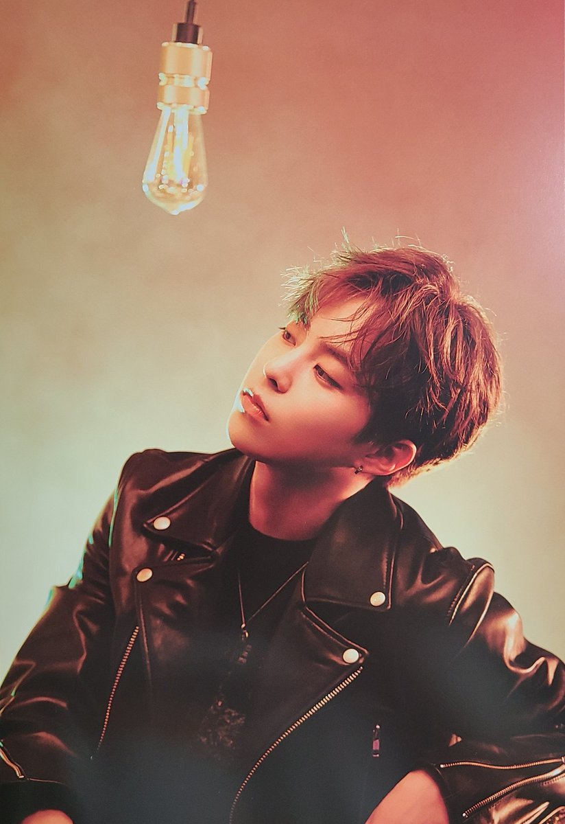 lovexiu32699's tweet photo. 왐마 시우민 ,,, 나 진짜 거품물어 지금 나 환장혀 우억 https://t.co/8TslTnsrWq