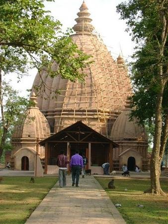 Lachit Barphukan was in 1660s. Tai Ahom arrived in Assam in early 13th century. In between they adopted many Hindu customs, built temples and did not indulge in forcible conversions. The Raja became the Praja. Nengheriting temple --