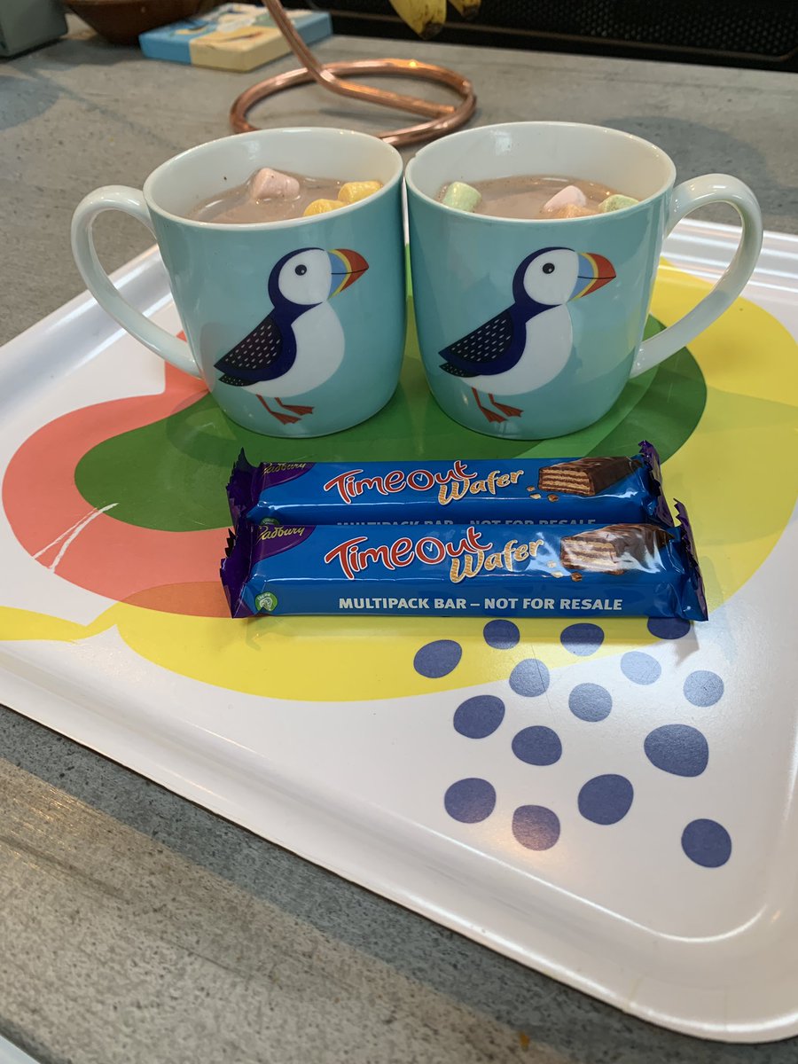 manchesterisace's tweet photo. No wonder my kids don’t want to go back to school. The waitress service at home is too good.                             #rainydaysnacks #snacksallday #bringmesnacks https://t.co/PywK1sNINA