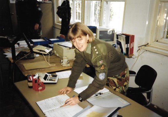 Will we ever be ready to let women encounter the brutalities of war? tinyurl.com/y9knf4vg Dr. @Tessadunlop talked to retired Colonel, Alison Brown, on if she thinks being a woman made it harder to witness war firsthand and if society will ever accept women on the frontline