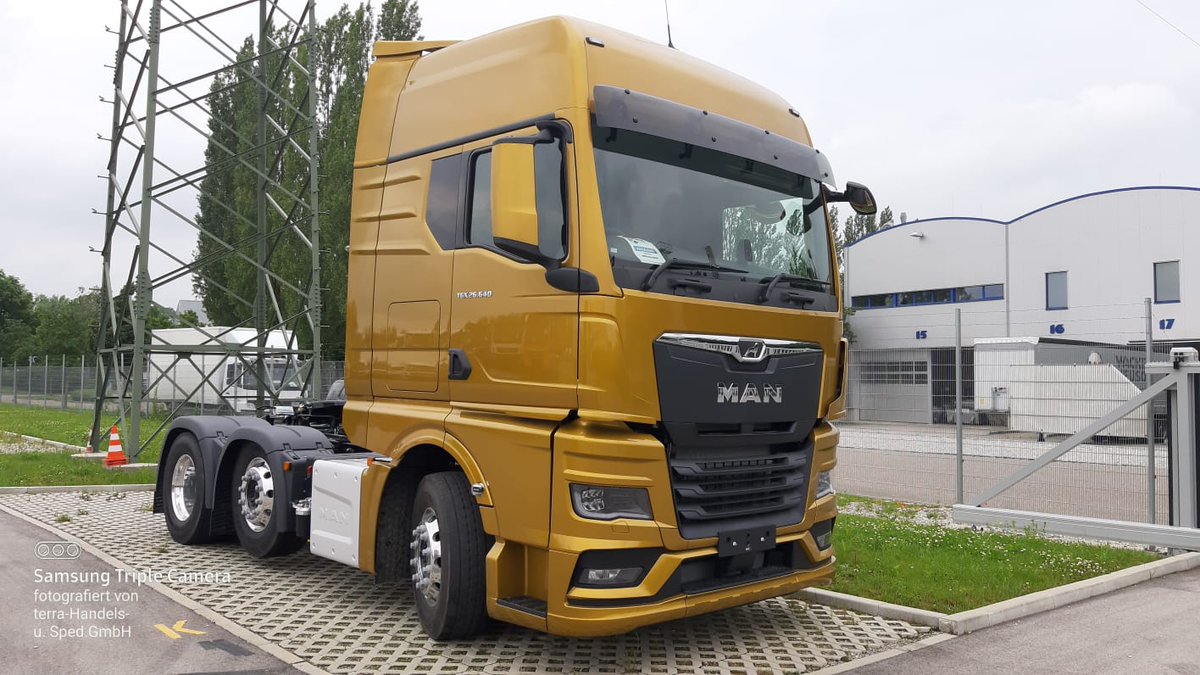 mantruckbusuk tweet picture