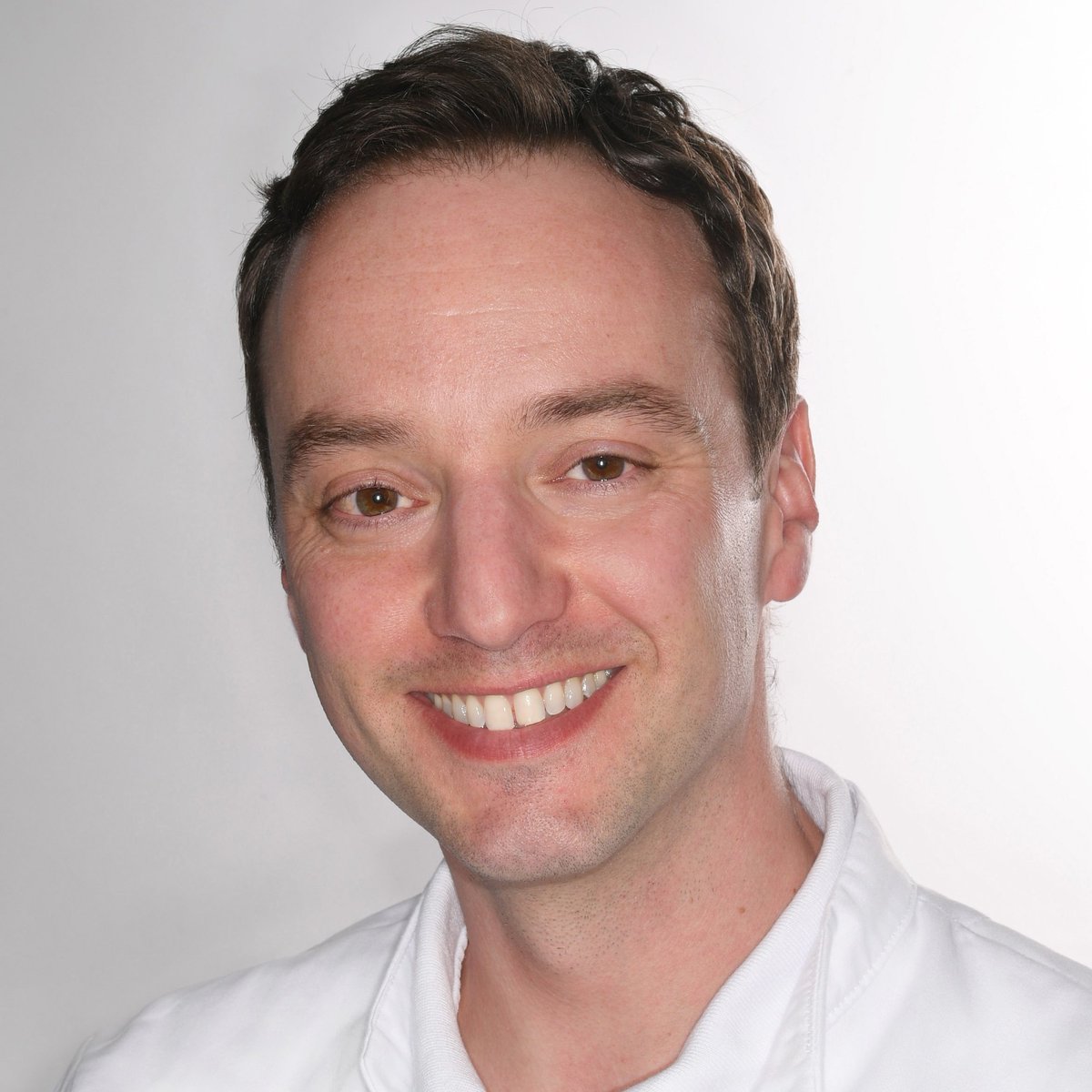 FOBI2022's tweet photo. Noch 2 Wochen! Ab heute stellen wir Ihnen jeden Tag eines unserer Programm-Highlights vor! #FOBIDIGITAL

Mi., 8. Juli, 15:15-15:30
PD Dr. Max Schlaak, Klinikum der Universität München
Neuigkeiten! Schon gehört? - Kutane Lymphome 

Jetzt anmelden: https://t.co/ooD85dYciy https://t.co/tWSShwdQkX