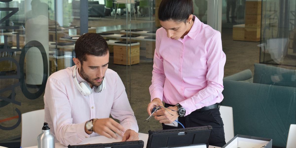 #ThrowbackThursday

Memories from our International Graduate Consultants of Wave 22 enhancing their technical skills thanks to the Robot Race! 🤖🏁

#theakkademy #theakkcelerators #throughback #memories #distantbutunited #wfh #robotrace