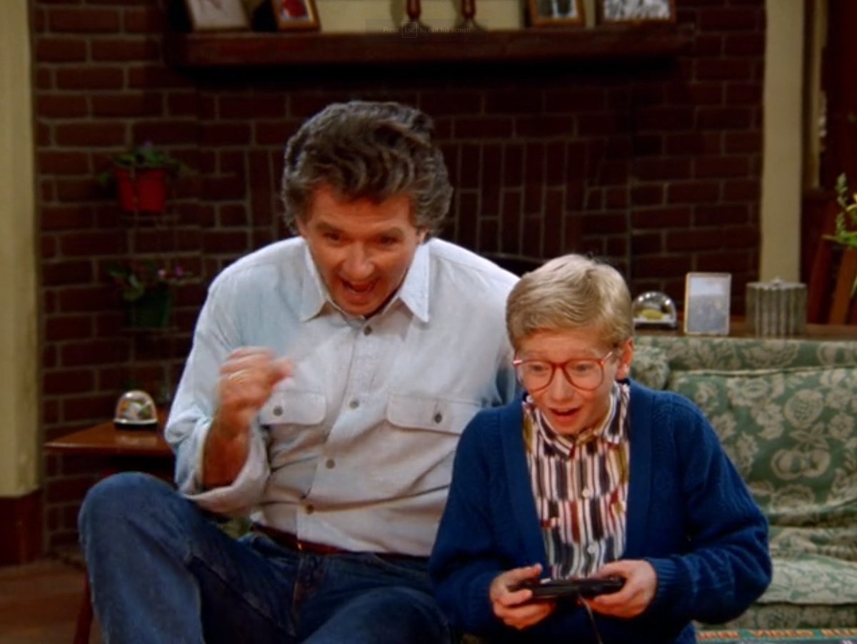 Robert Digital tweet media