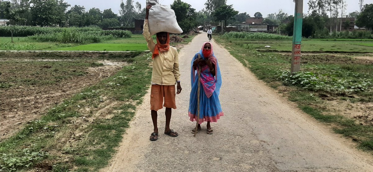 sathi_up's tweet photo. #COVID19Support
Today on fourth day of relief program; #SATHI has distributed 82 food and hygiene kits in poor and deprived families in four Gram Panchayats of Sadar block, #Basti district. Also created awareness about the #pandemic and the precautions to take.
@CAFIndia_tweets https://t.co/Z9qR95QZJq