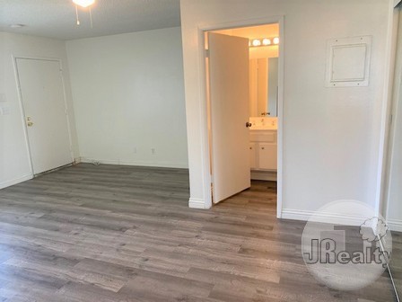 jrealty's tweet photo. 3601 Jasmine Ave 2 Los Angeles, CA 90034 For showings:https://t.co/73UzcCSYNN #Jrealty #propertymanagement #forrent #forlease #palms https://t.co/9I0VWKJDAk
