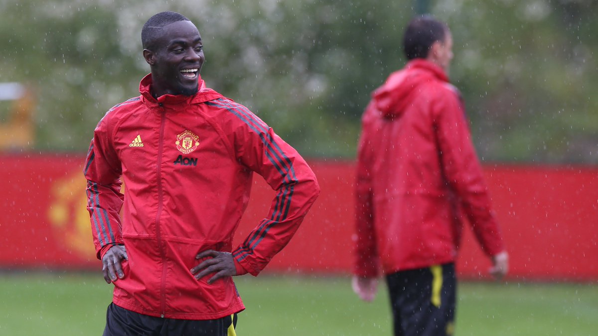 ManUtd's tweet photo. 📸 We're a happy camp 😃

#MUFC https://t.co/GAA0mQcRzR