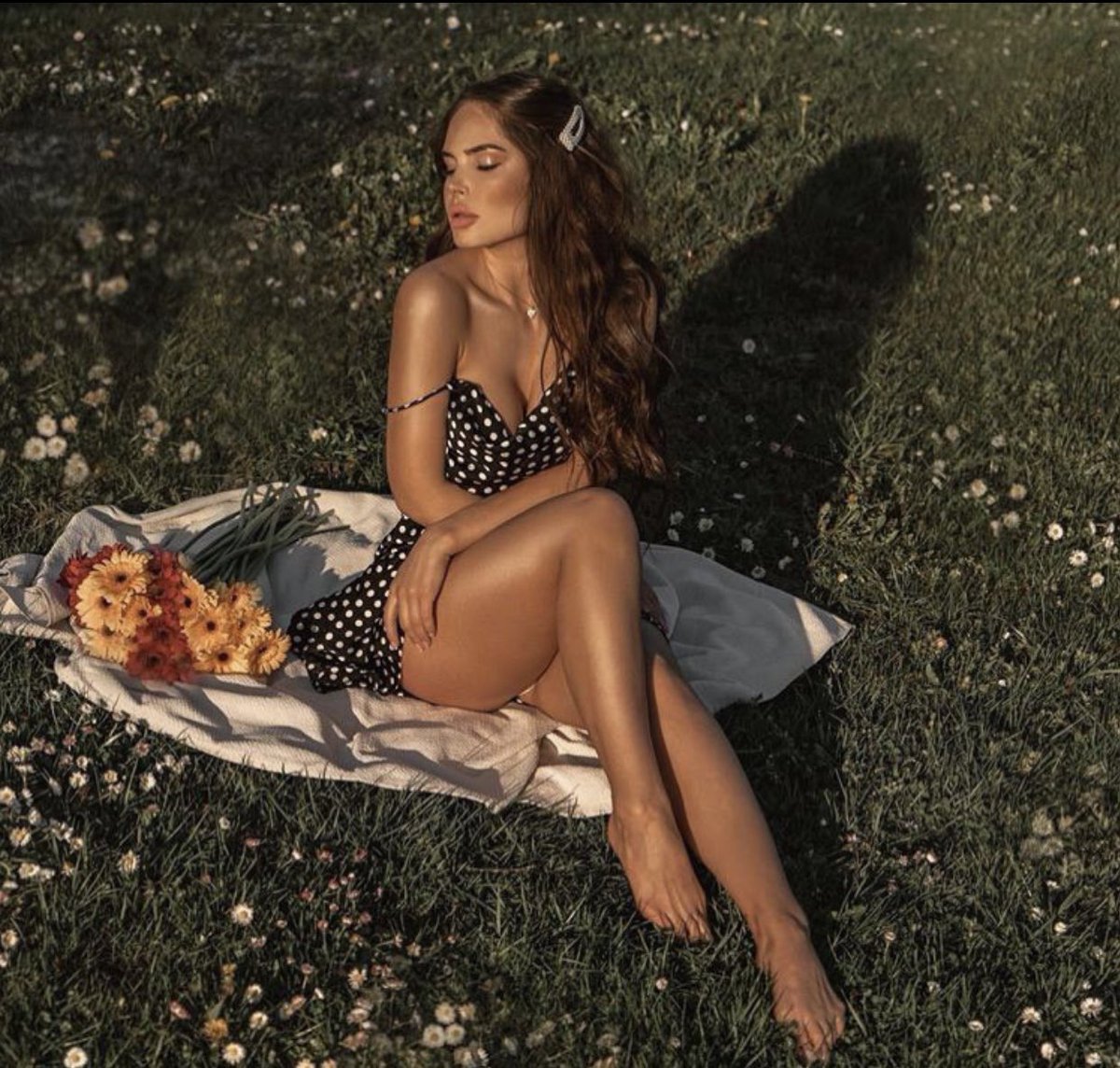 غيرك لو طال السماء مَ زان في عيني 💔🥀
مساء الحُب💔🥀,.