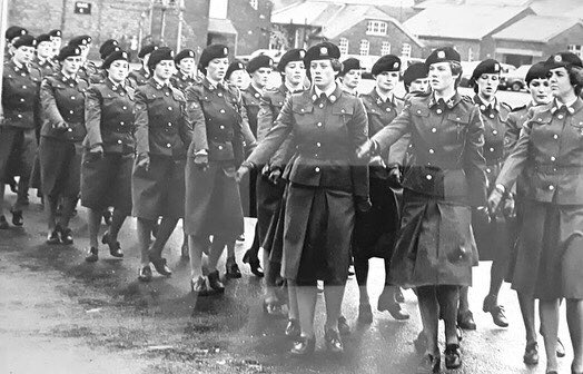 defenceforces's tweet photo. #TBT to our first female Recruit Platoon. 

In June 1981 forty female recruits commenced training in The Curragh. 
On completion of recruit training they were posted to various units throughout the Army.

#pioneers #mnánahéireann #soldiers #fighters #equality #militarywomen https://t.co/i0xc8Orqsl