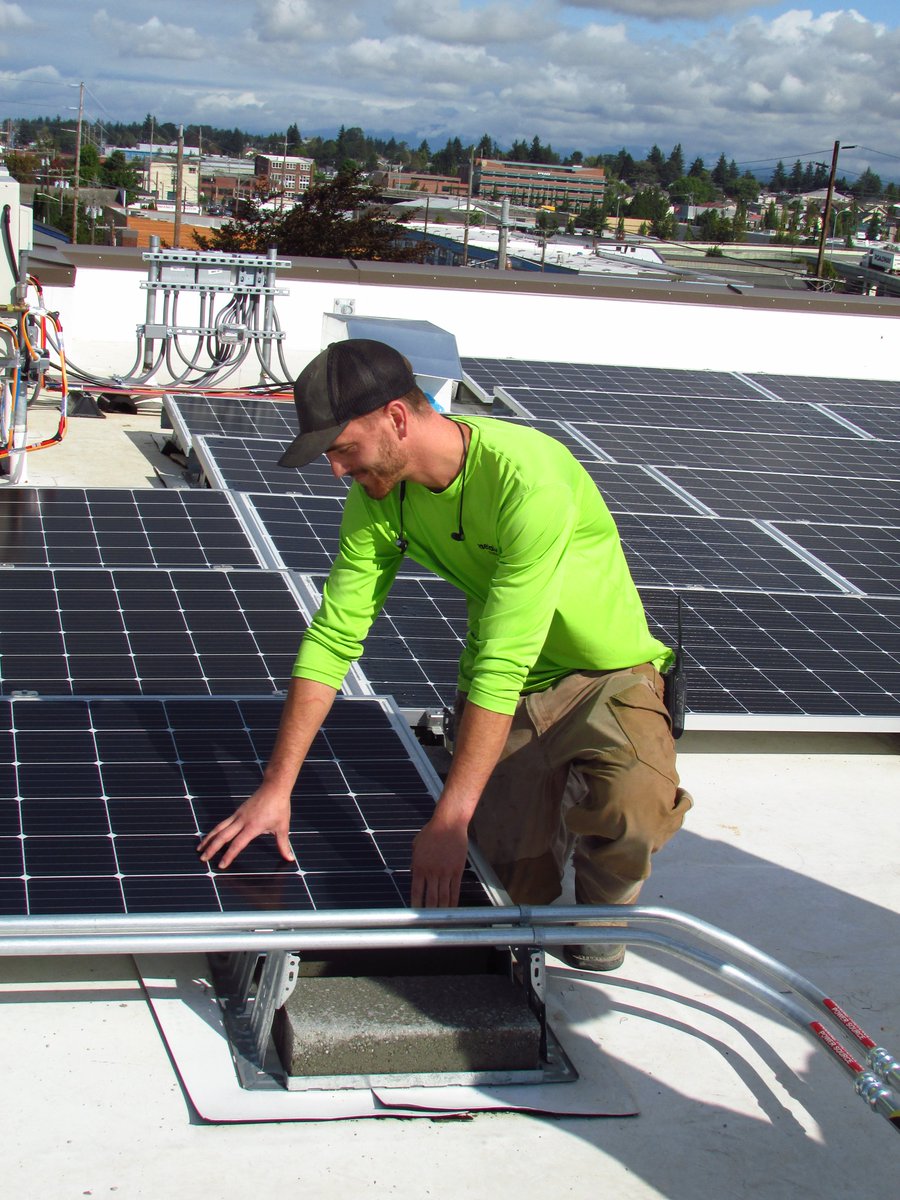 housing_hope's tweet photo. Congratulations to HopeWorks Station on becoming the first building in the @EverettCity to be #LEED certified by @USGBC through a net-zero energy model that engages, residents, staff, customers, and trainees to actively sustain an energy-efficient building. https://t.co/eFJKThKi5j