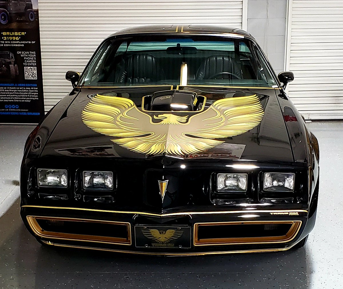 DreamGiveaway's tweet photo. See the best 2020 Bandit Dream Giveaway Pins + a behind the scenes outtake video w/ Burt Reynolds at https://t.co/q3ys8IY5gn #Transam #Pontiac #SmokeyandtheBandit #WinaTransam #79Transam https://t.co/o3sFm847Tt