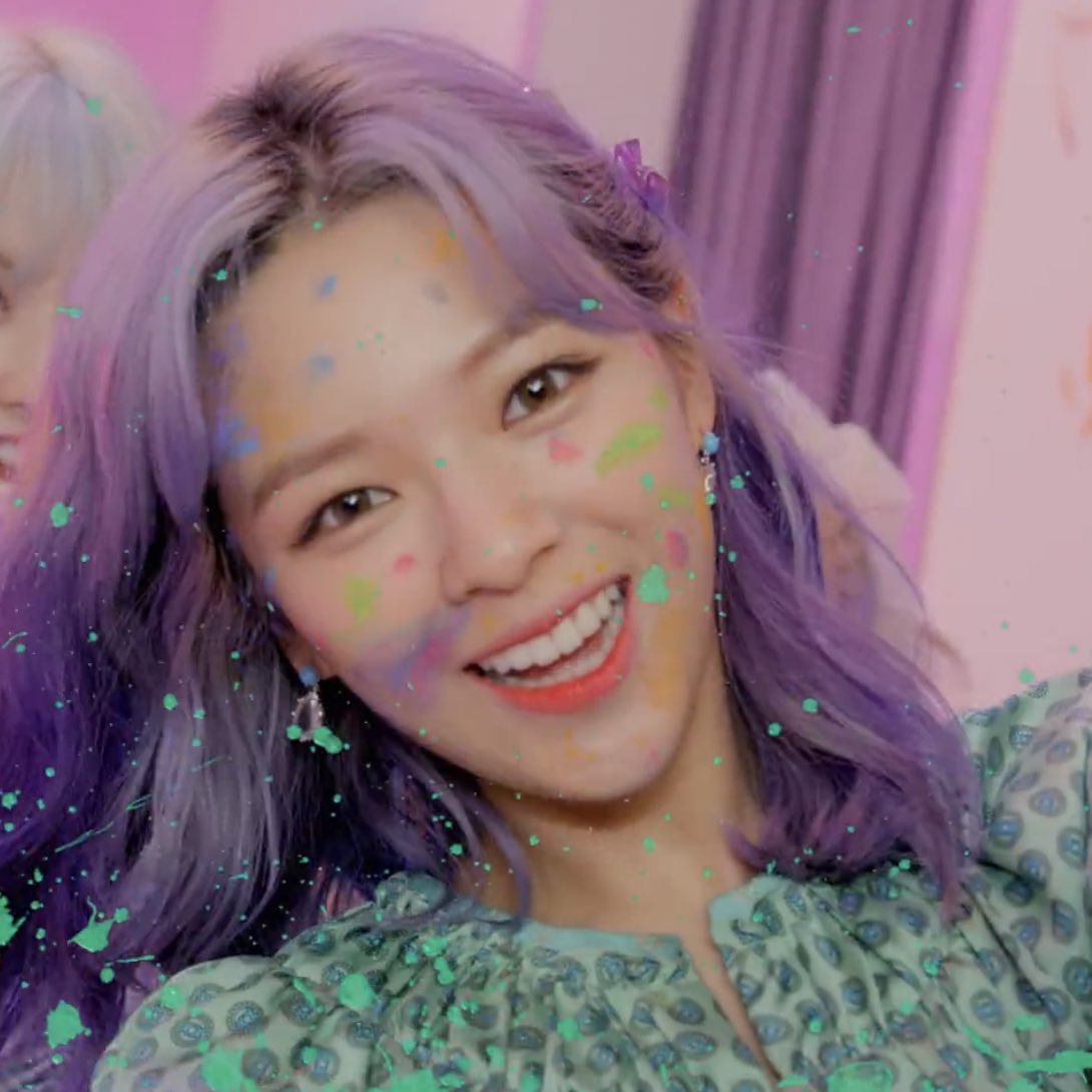 lq jeongyeon (@lowjeong) on Twitter photo 