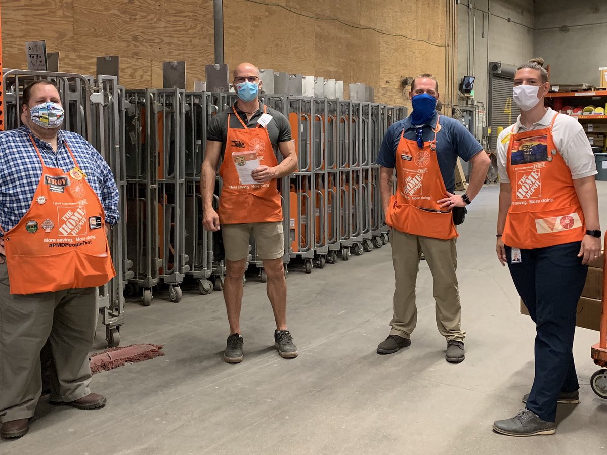 Great job to the receiving and freight team at #1526.  Purged, clean and all caught up!  Recognized Bryan Ore DS and receiving associates Jake Robinson and John Sprague for making a difference! Outstanding!  <a href="/HDLataille/">David Lataille</a> <a href="/SimpkinsTess/">Tess Simpkins</a> <a href="/KennyGHomeDepot/">Kenny Gilchrist</a> <a href="/amandalucken1/">Amanda Lucken</a> <a href="/DNehk/">Dawn Nehk</a>