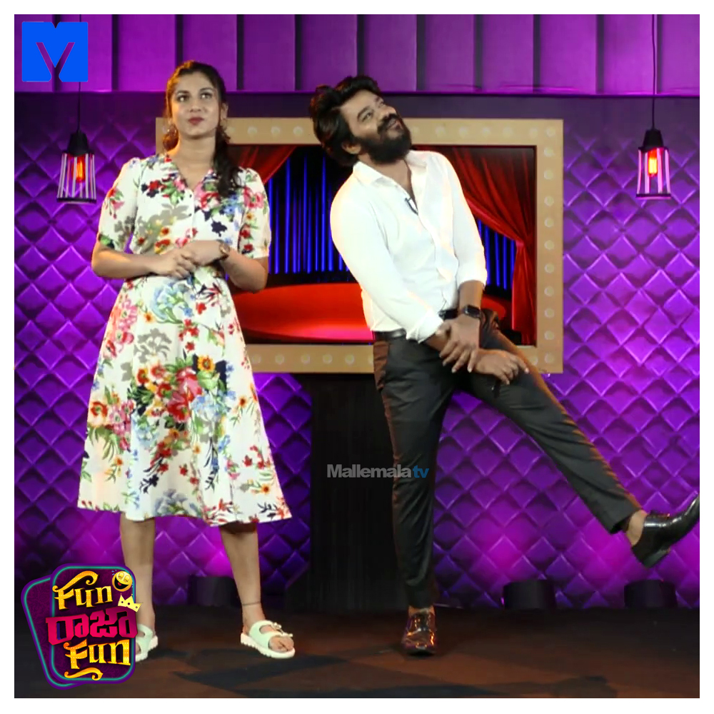 mallemalatv's tweet photo. #SudigaliSudheer #VishnuPriya on the sets of #FunRajaFun
#TogetherAtHome #VibeTogether https://t.co/UclFFemxU9