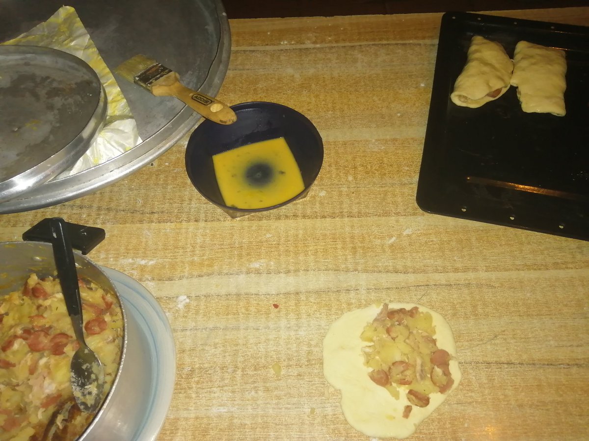 Dj_Realman's tweet photo. @sportsceneSA @costatitch @LOOKATUPS @tembipowers I've been learning to cook #NotOnTheStreet #Poweredbyadidasxsportscene https://t.co/MOIafZSQpq