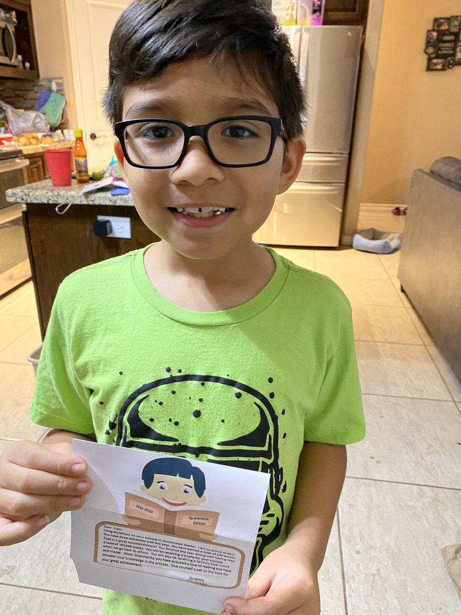 Navarr05's tweet photo. When your amazing campus librarian takes the time to send a letter to recognize your kiddo for his AR points (: it’s amazing (: Thank you Mrs Jackson 😎 #sanchezscholars #simplythebest https://t.co/29AHGUyoXw