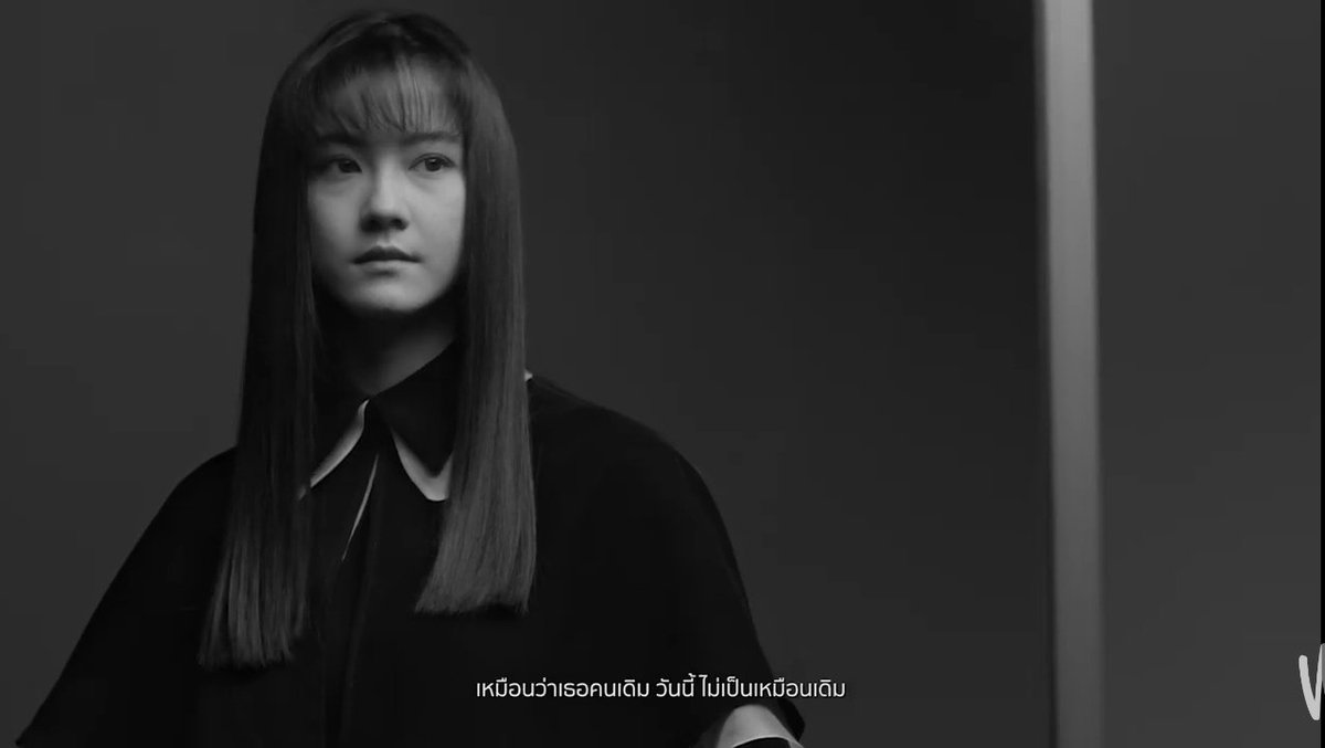 0LGDYR429BGZUQQ's tweet photo. นํ้าตาลปังมากกและเพลงเพราะรีบเข้าไปดูmvกันเร็วทุกคน​ #คนเดิมที่ไม่เหมือนเดิม #WhoAreYou #เธอคนนั้นคือฉันอีกคน 💛 https://t.co/B5oSg9tbLb