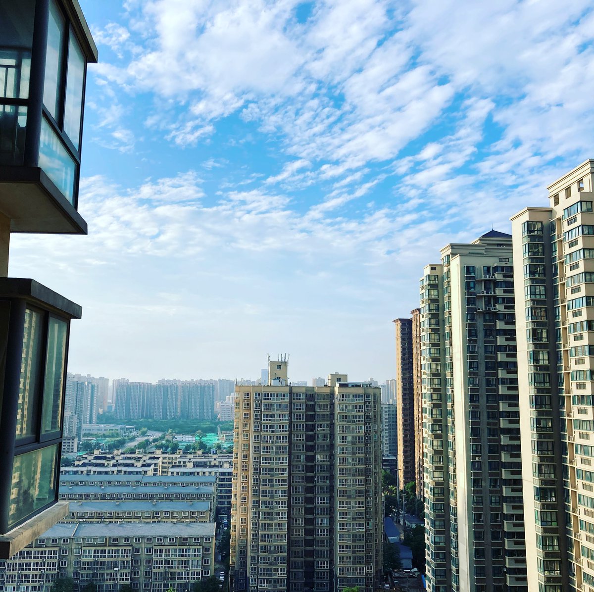 1Yufeng's tweet photo. 雨过天晴☁️☀️ https://t.co/26kcCdbQOA