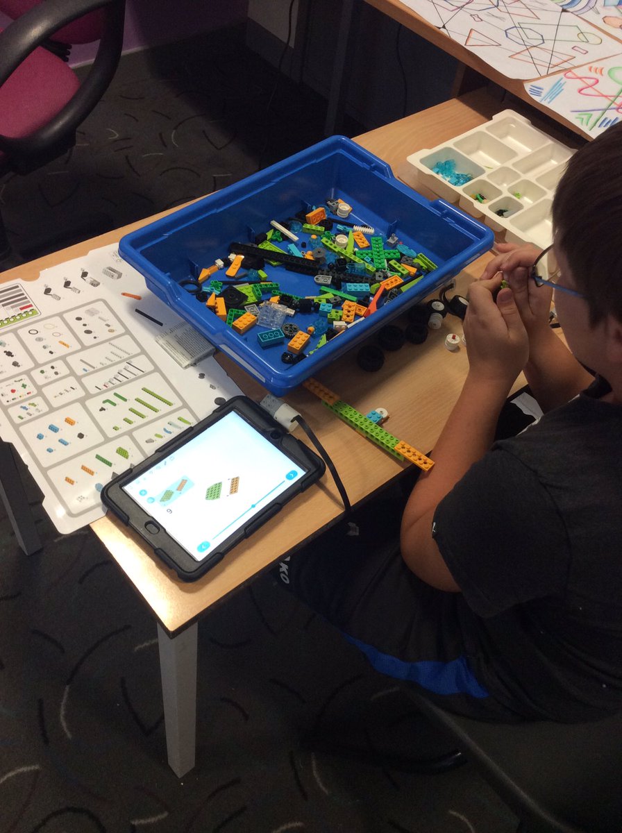 braunstone_cps's tweet photo. Miss Findley was so proud of her bubble today...they showed her their true perseverance through building..coding and debugging robots.. she couldn’t believe it when a robot kept pausing every time she moved! #bcps #bubble14 #wedo https://t.co/kcCQeqBjR0
