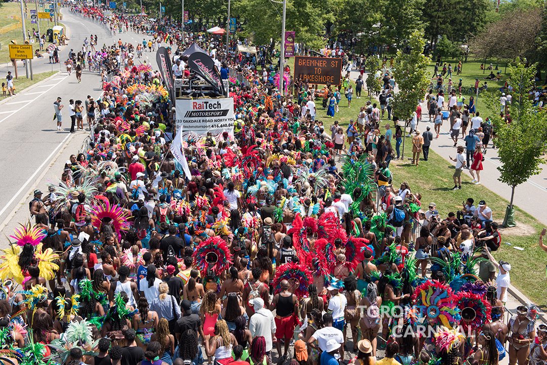 GoTOCarnival's tweet photo. #TBT to jumping up behind a truck on the Lakeshore! 
​#TOCarnival #mytorontocarnival  #carnival #juniorcarnival #caribbeanculture #soca #calypso #steelpan #mas #masquerader https://t.co/9IroxloWIt