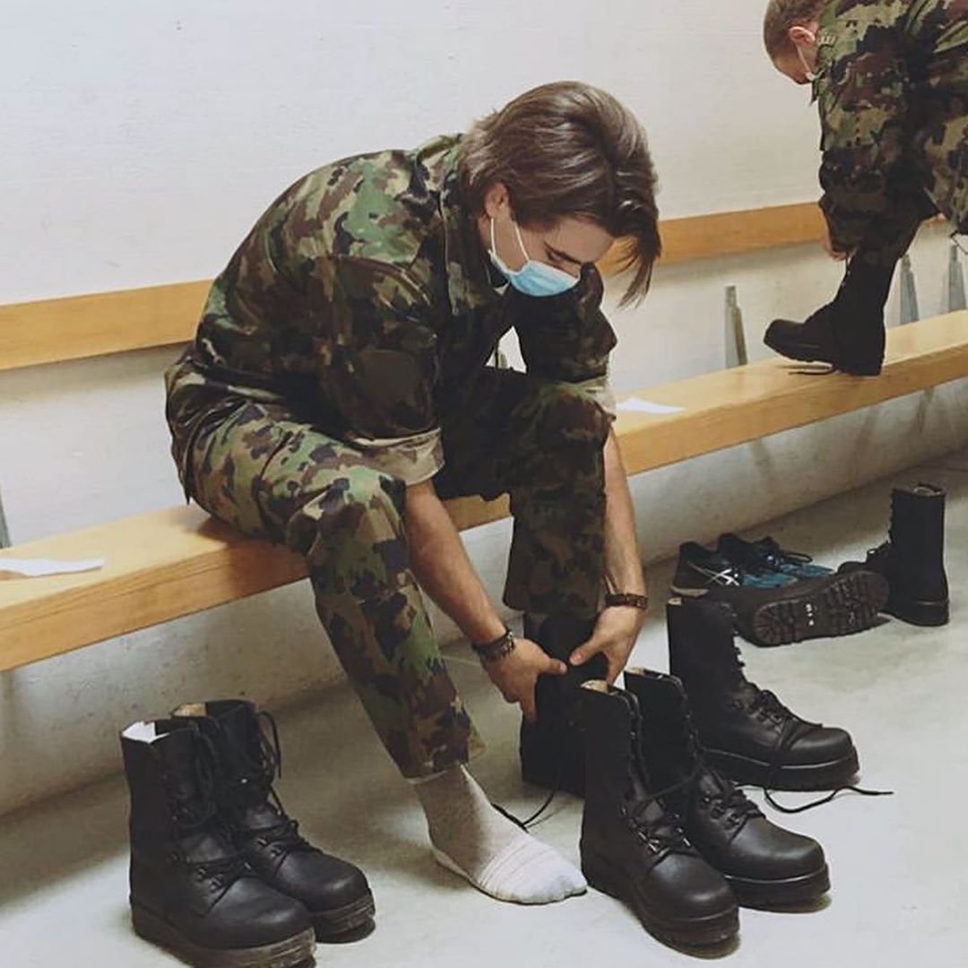 nico hischier military