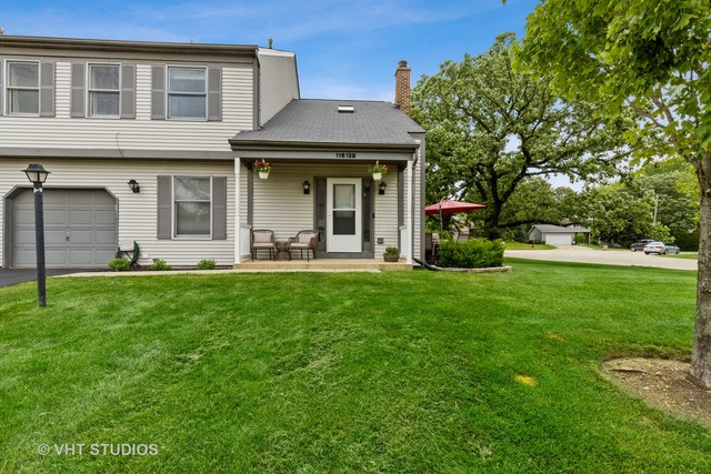 PLloydBroker's tweet photo. I would love to show you my #listing at 11612 Pine Way, Unit B #Huntley #IL  #realestate https://t.co/IF80cpCVzx https://t.co/3tbC4UVRgD
