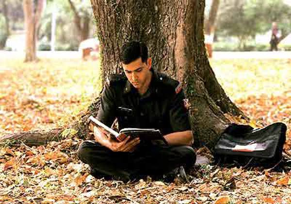 TheNameIs_DX's tweet photo. " karan Shergill " one of the best character in indian cinema.......

RT if you agree 

16 YEARS OF LAKSHYA https://t.co/UZh2S9MCmm