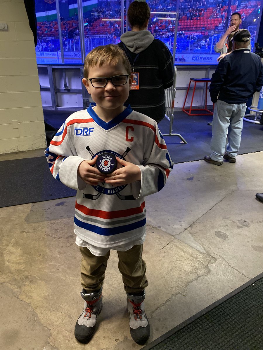 HockeyFightsT1D's tweet photo. Happy 10th Birthday to our co-founder Logan! https://t.co/K4sdLKc8Iv