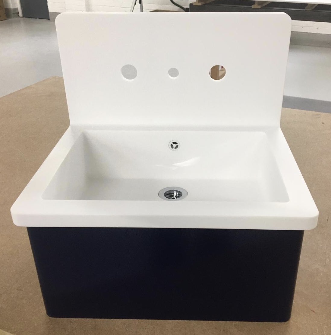 Streamline Solid Surfacing tweet media