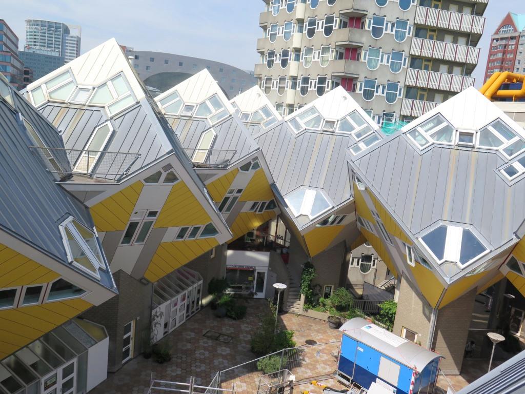 LianaOsorio1's tweet photo. Cube houses in Rotterdam, The Netherlands, were designed in 1977 by architect Piet Blom. The idea was high-density housing with sufficient space on the ground level. There are 38 small cubes and 2 super-cubes. One is a show cube furnished as a typical house #MuseumsUnlocked day79 https://t.co/yhgmPXuTOC