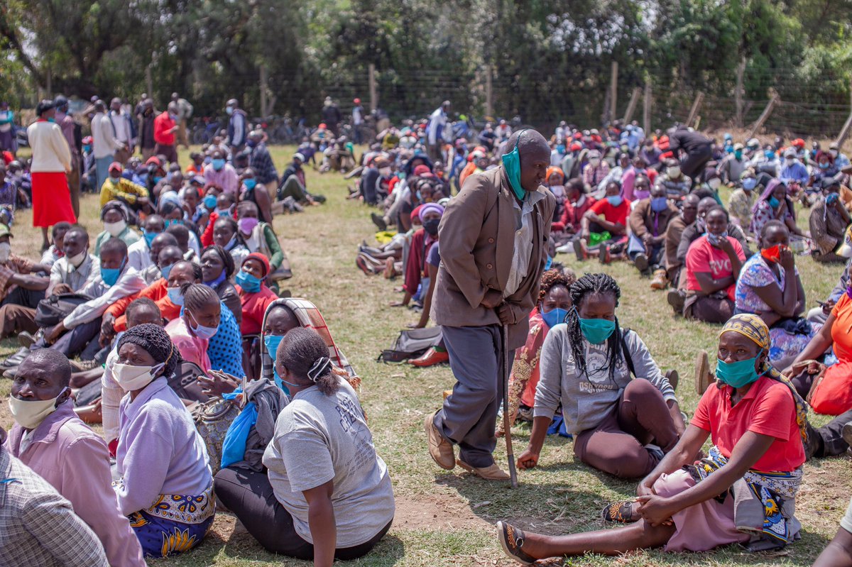 COTU_K's tweet photo. Today was the second day of COTU(K) initiative in Naivasha. We continued to distribute food, sanitizers and other PPEs to workers in the hotel and flowers industry while at the same time sensitizing them about Covid-19. #COTUCARES https://t.co/zph5q5l1VC