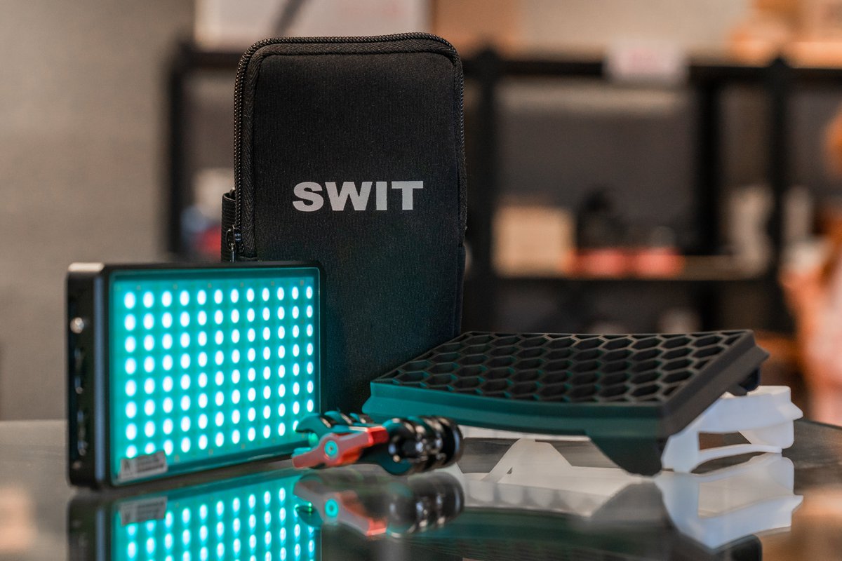 AMT_DUBAI's tweet photo. Check out the new SWIT S-2712 12W Pocket RGBW SMD LED Light at Advanced media's Al Quoz Showroom
-
#AdvancedMediaShowroom #switelectronics #switglobal #RGBW #RGBLight #LEDLight #VideoLight #Videography https://t.co/T57ctlGMZP