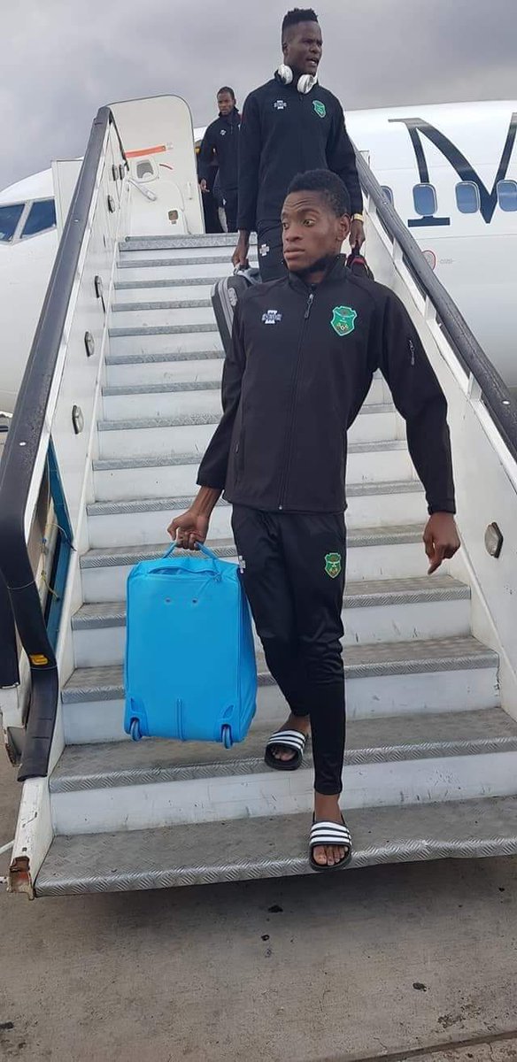 IsaDiApparel's tweet photo. 🌍⚽ Coming back like... 🇲🇼🔥#TeamIsaDi #winterdrip https://t.co/zYN399Joi9
