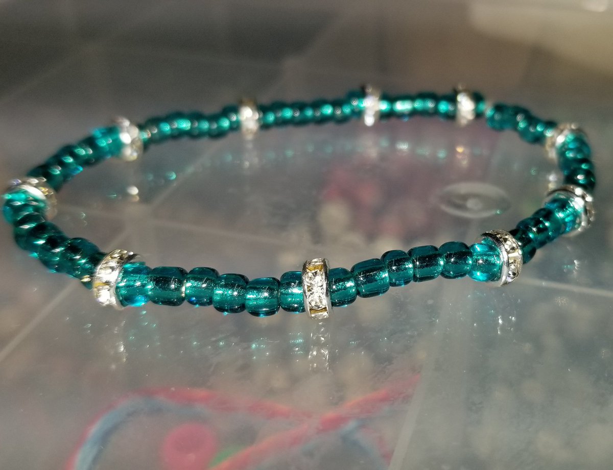 RebeccaMech's tweet photo. DIY Teal Glass Bead Bracelet #diy #bracelet #glassbeads #jewelry #stretchcord #clear #crafty #crafting #relaxing #teal #beads #glass #braceletmaking #jewelrylover #jewelrymaking #jewelryoftheday #diyjewelry #diyjewelrymaking #fashion #accessories #bling #love #handmade #beautiful https://t.co/aHIZMvhXzs