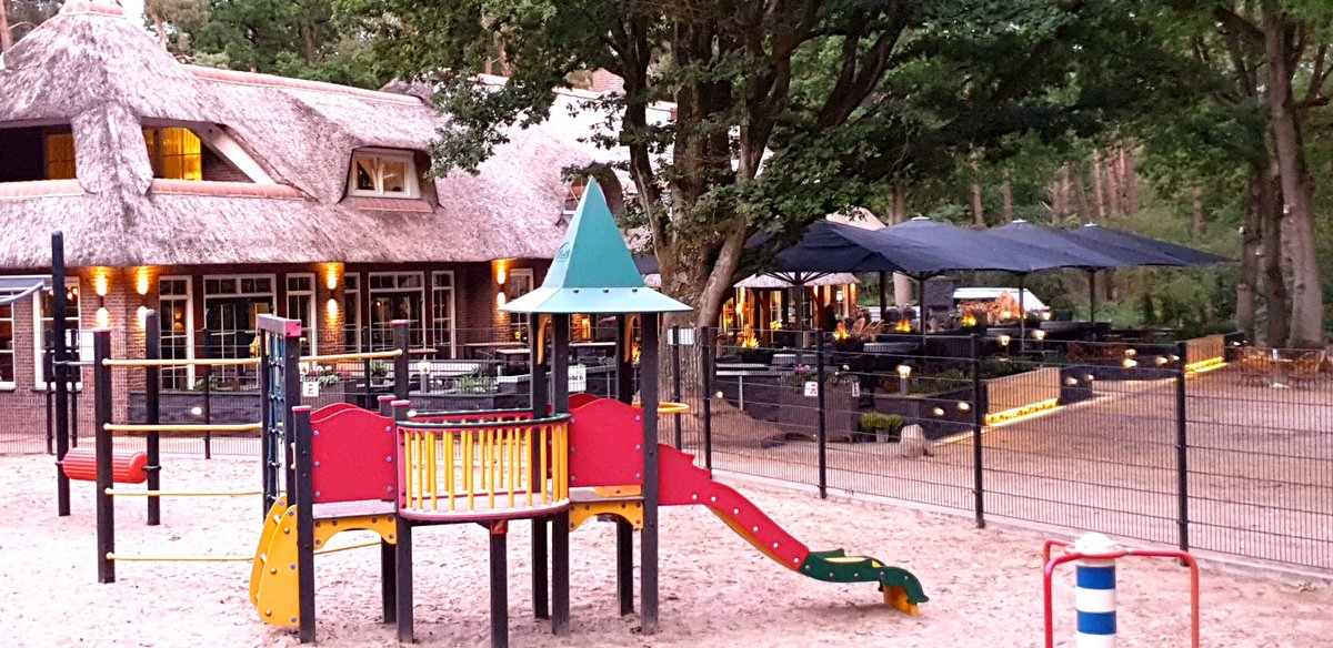 #vaderdag #brunch of #diner, corona proof, per persoon op bord geserveerd. Kijk op lutterzand.nl voor meer info en reserveermogelijkheden. #genieten bij Paviljoen Lutterzand