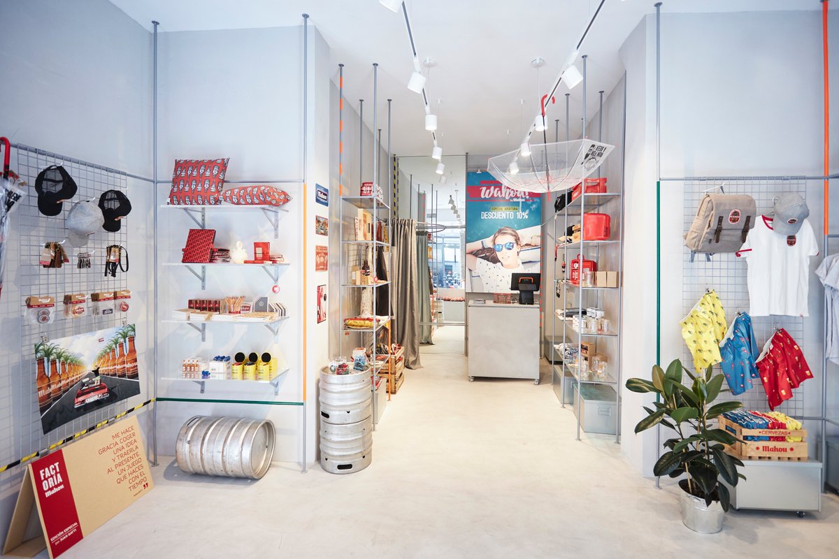 ¡Nuestra tienda lifestyle Wahou by Mahou ya está abierta! Ven a visitarnos y conoce todo el catálogo de productos inspirados en nuestra icónica marca madrileña <a href="/mahou_es/">Mahou</a>. ¡Te esperamos! #wahoubymahou #somosfamilia 

➡️C/Augusto Figeroa, 27
⏲️12:30h a 15:00h y de 16:0h0 a 20:30h